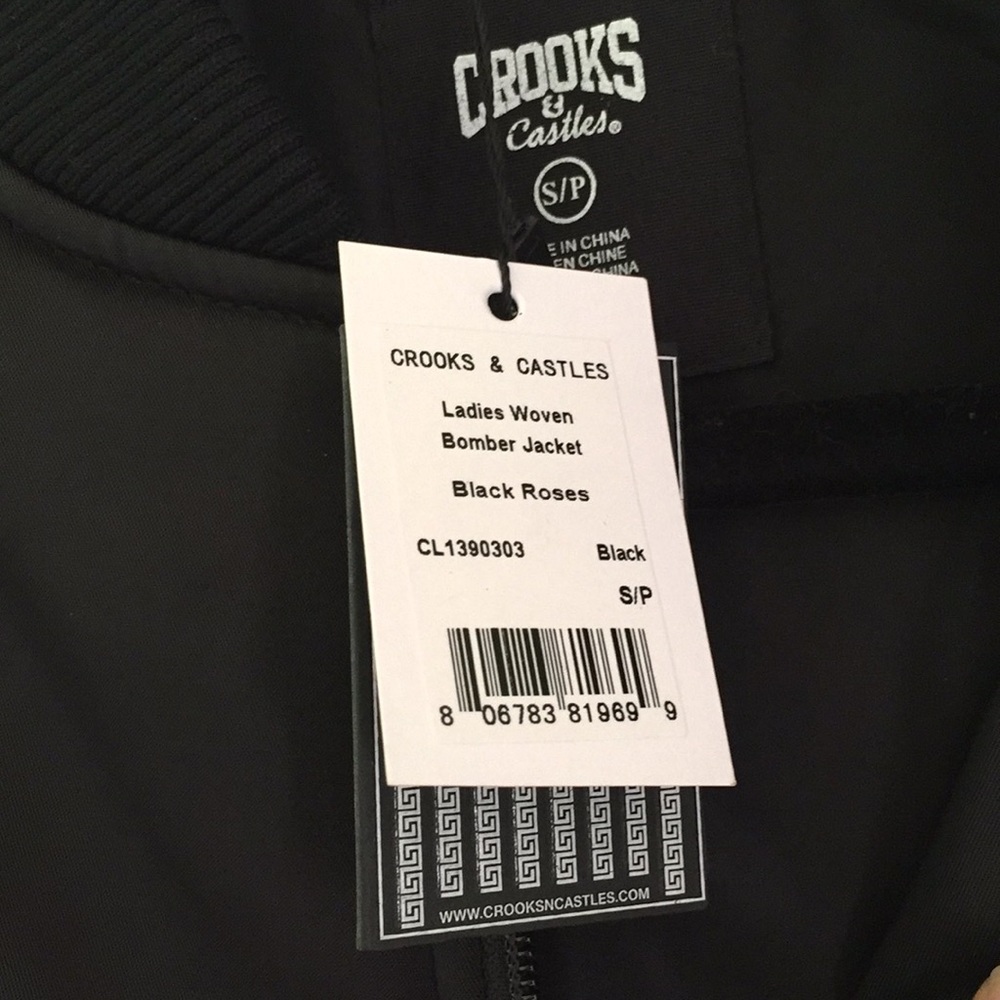 🔻SOLD ON MERC🔻 Crooks & Castles Roses Bomber - Picture 3 of 5